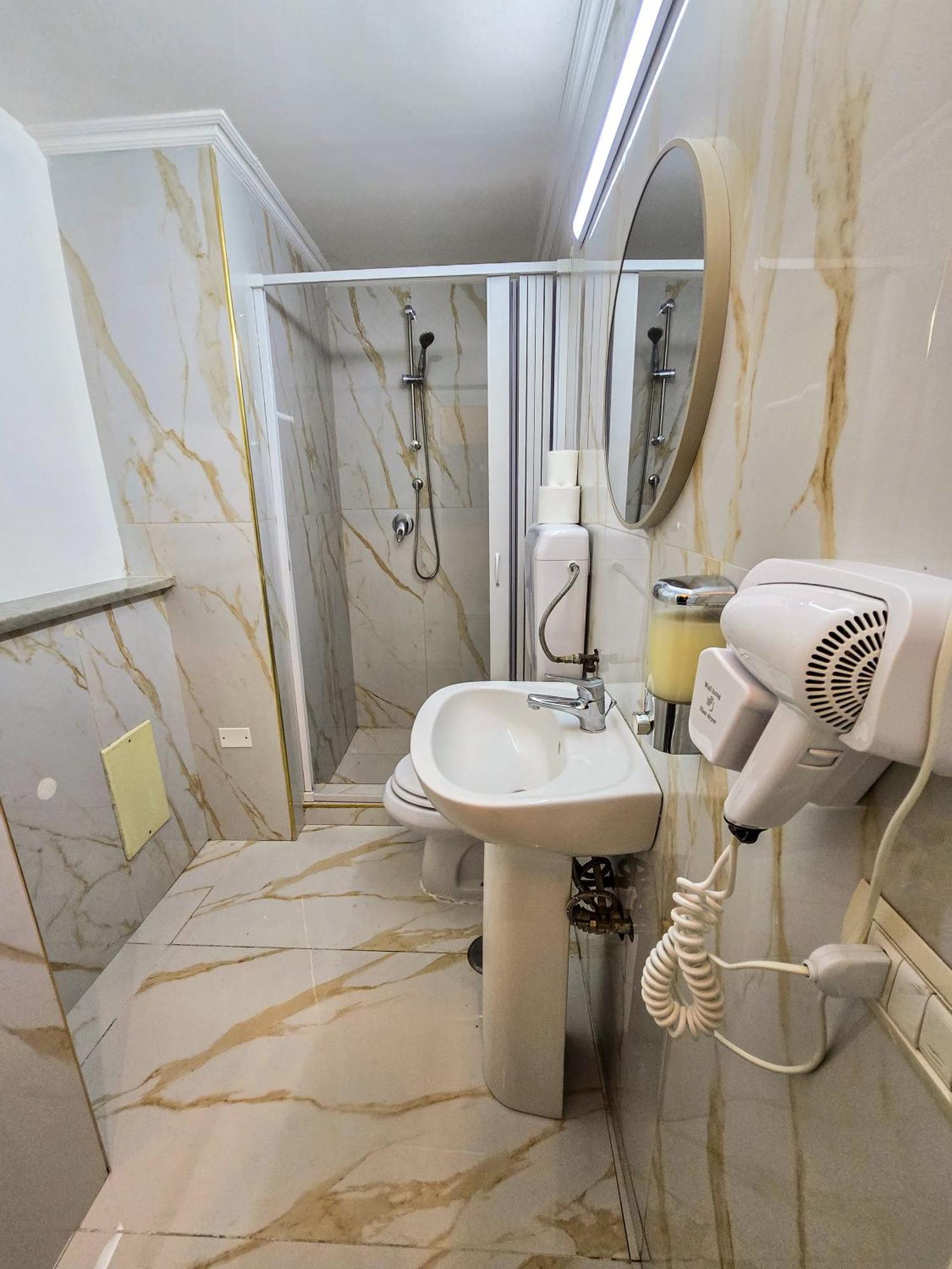 Dream & Fly Hotel Naples Bilik gambar